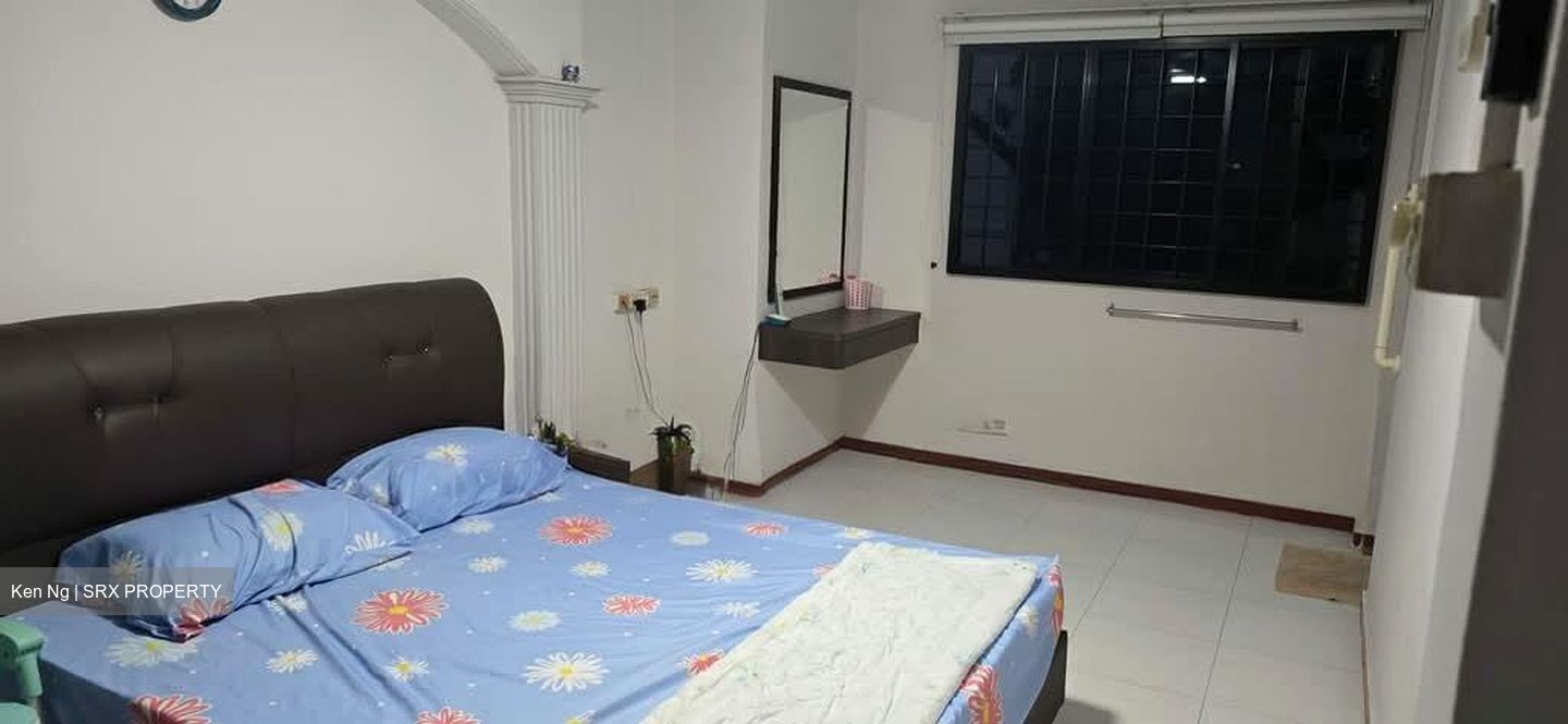 Blk 850 Woodlands Street 82 (Woodlands), HDB 5 Rooms #557273091